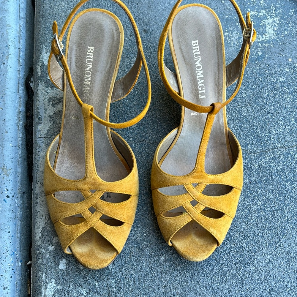 Wedge heeled Bruno Magli